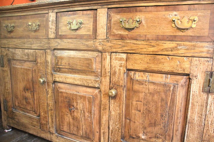 オーク　カップボード