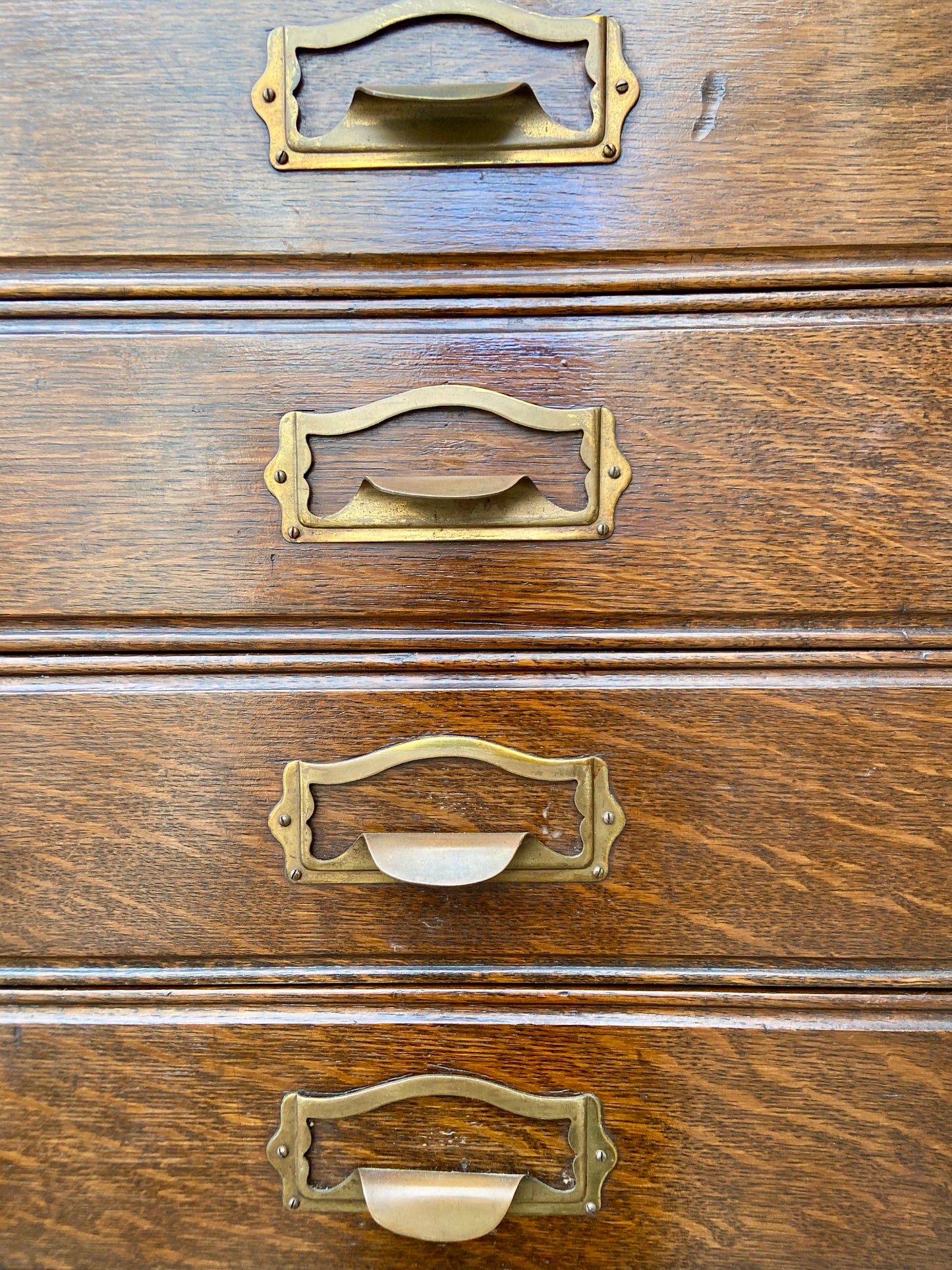 ドロワーキャビネット