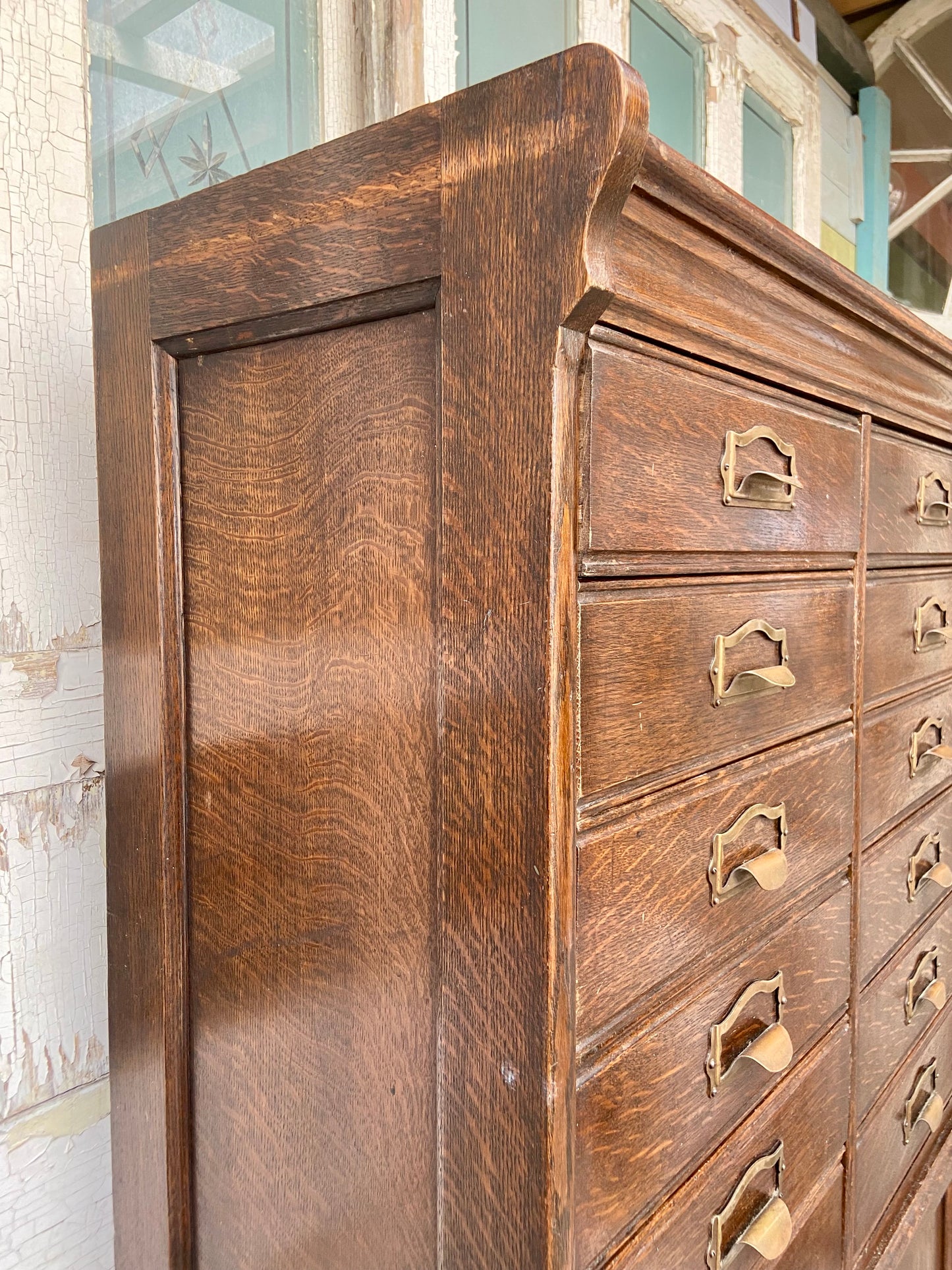 ドロワーキャビネット