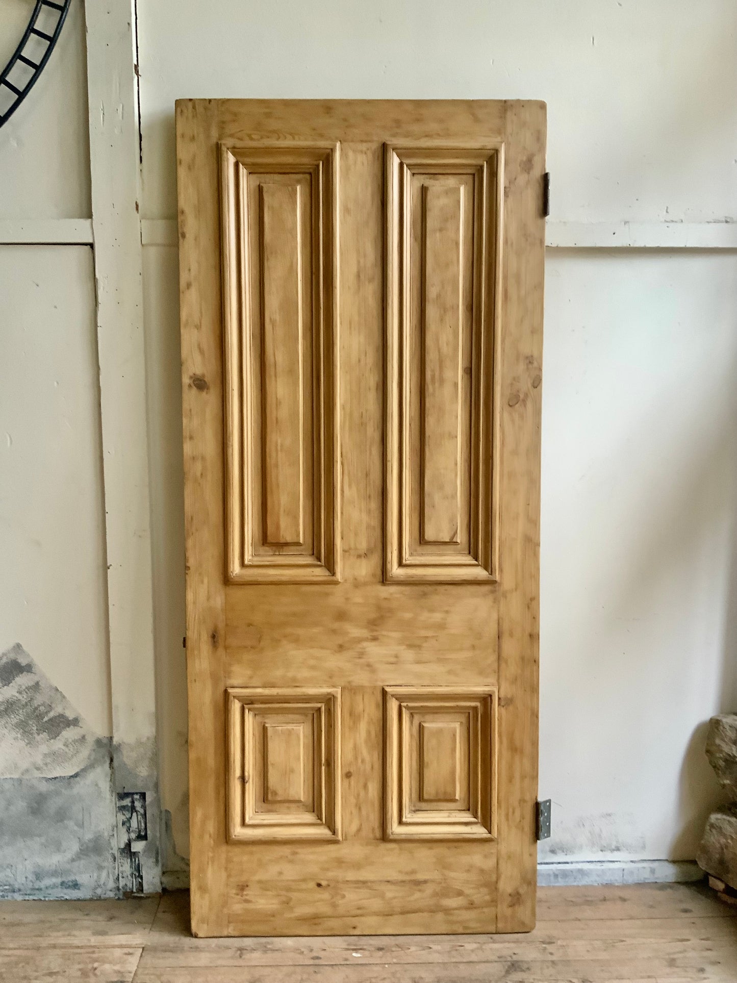 オールドパインドア