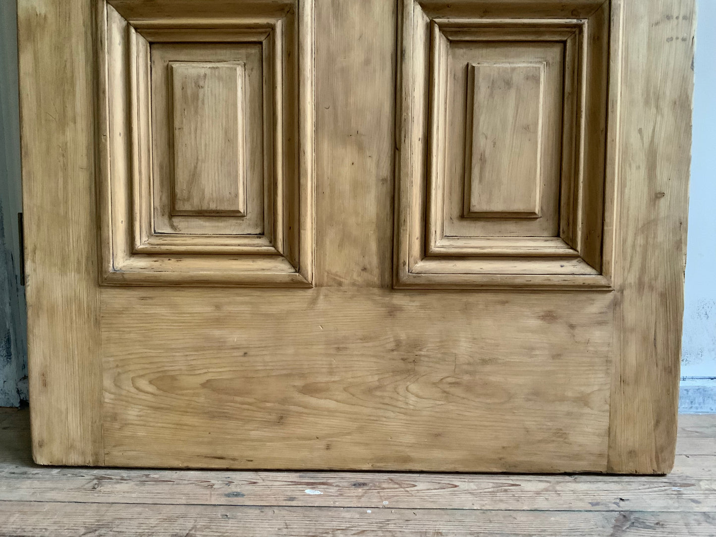 オールドパインドア