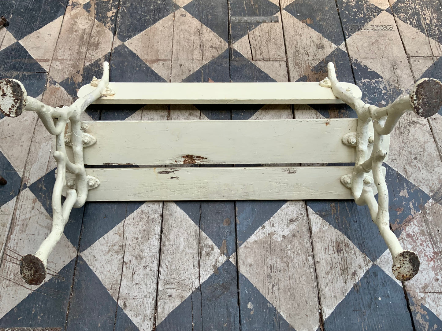 ビクトリアン アイアンベンチ