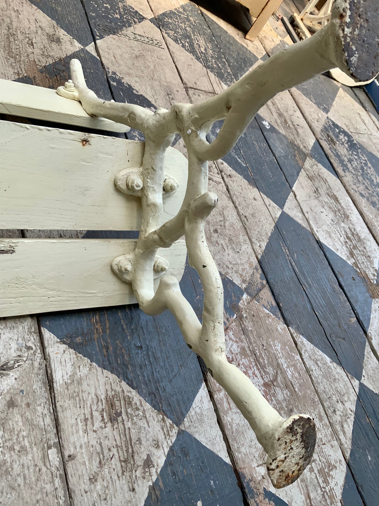 ビクトリアン アイアンベンチ