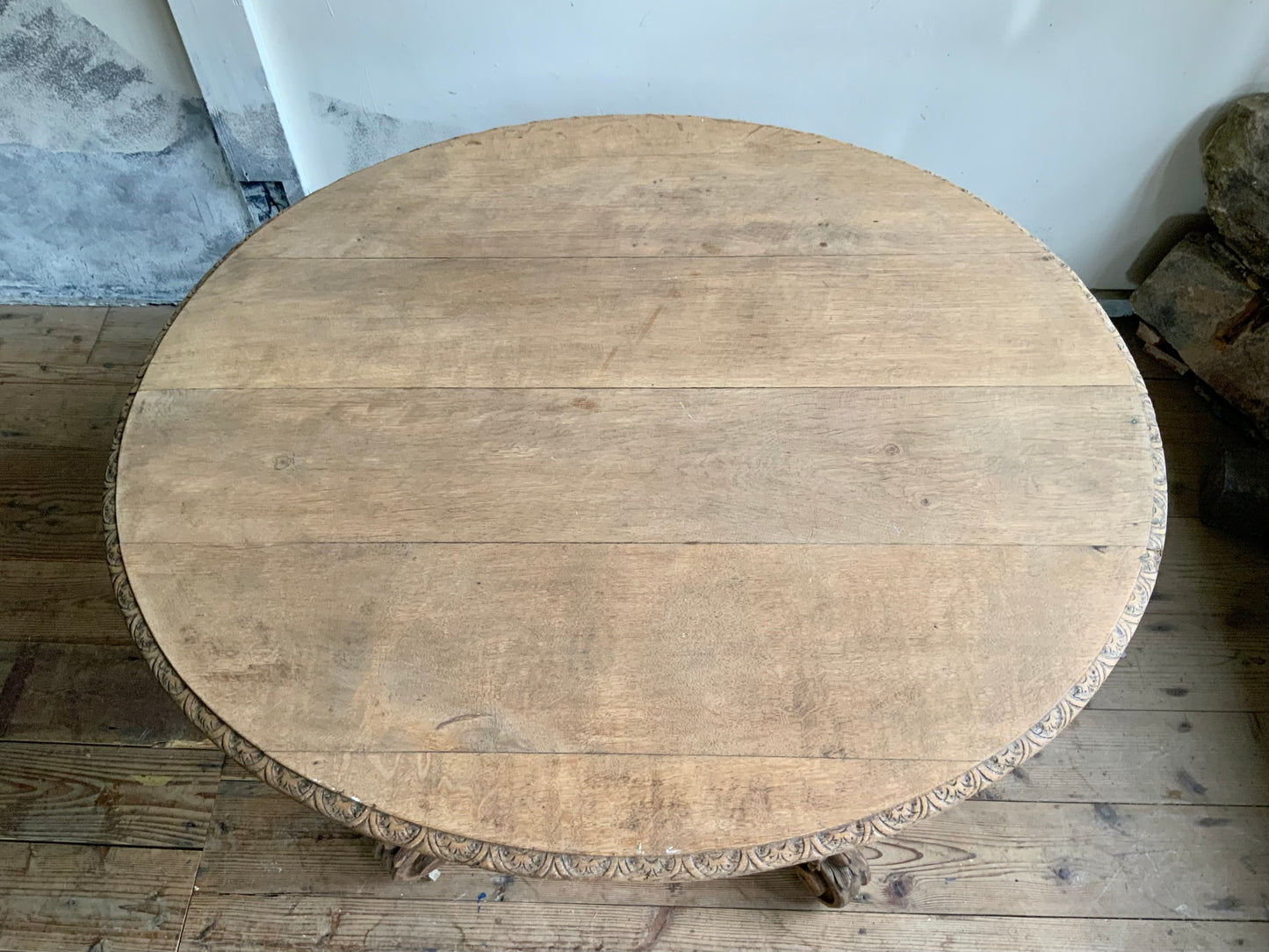 オーバルテーブル