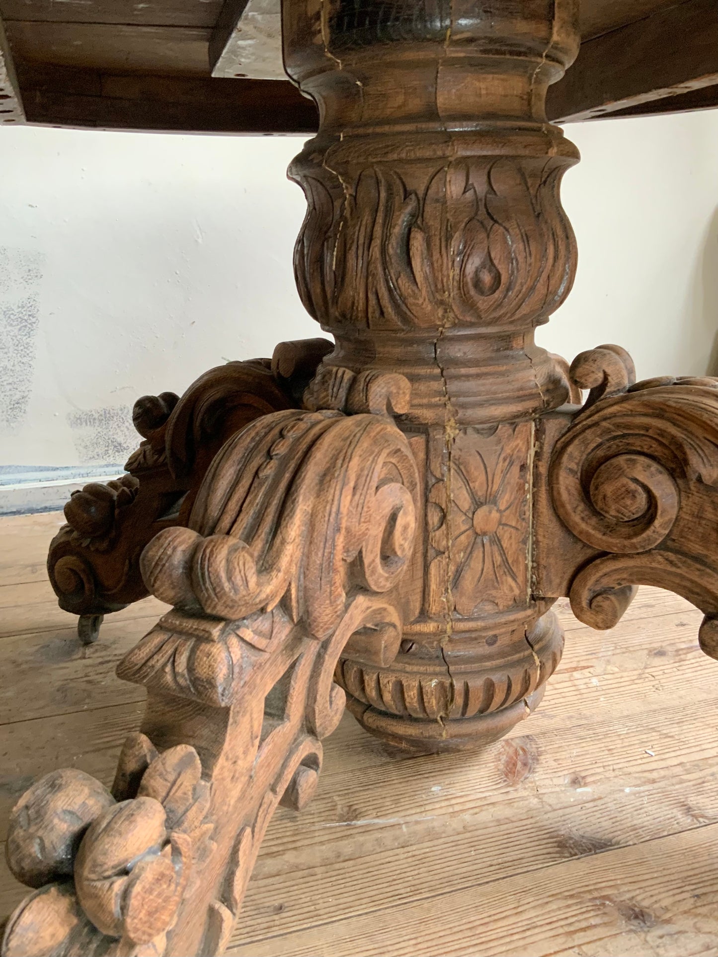 オーバルテーブル