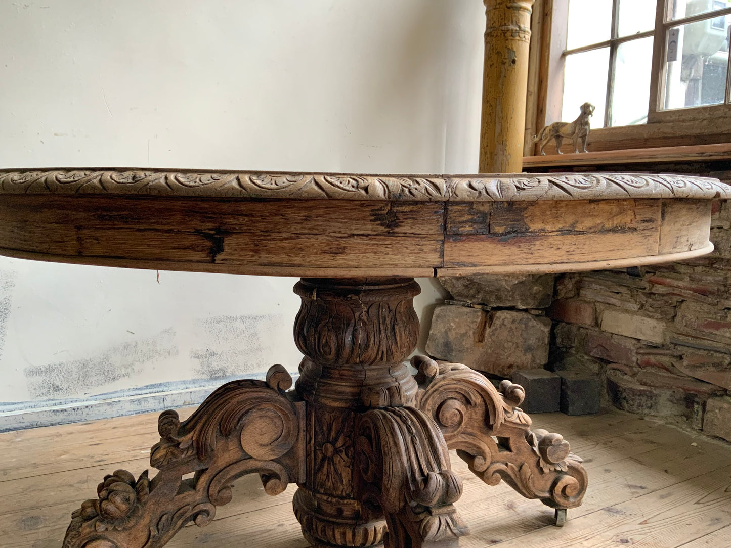 オーバルテーブル