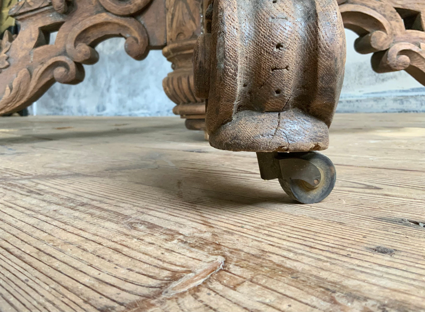 オーバルテーブル