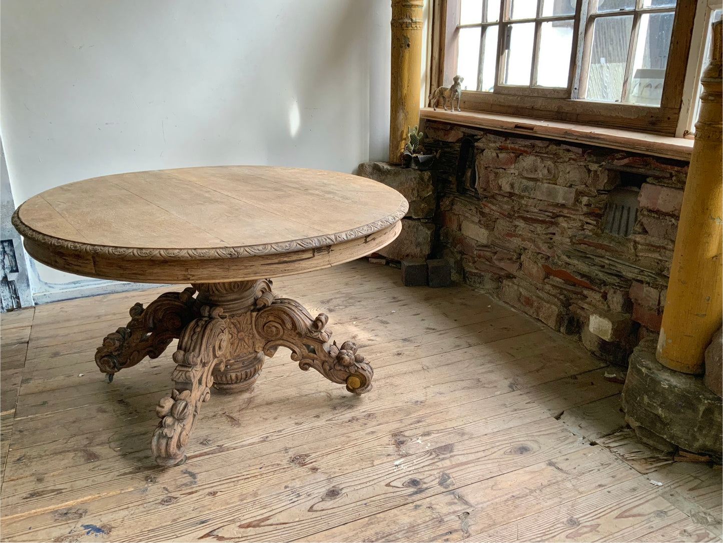 オーバルテーブル