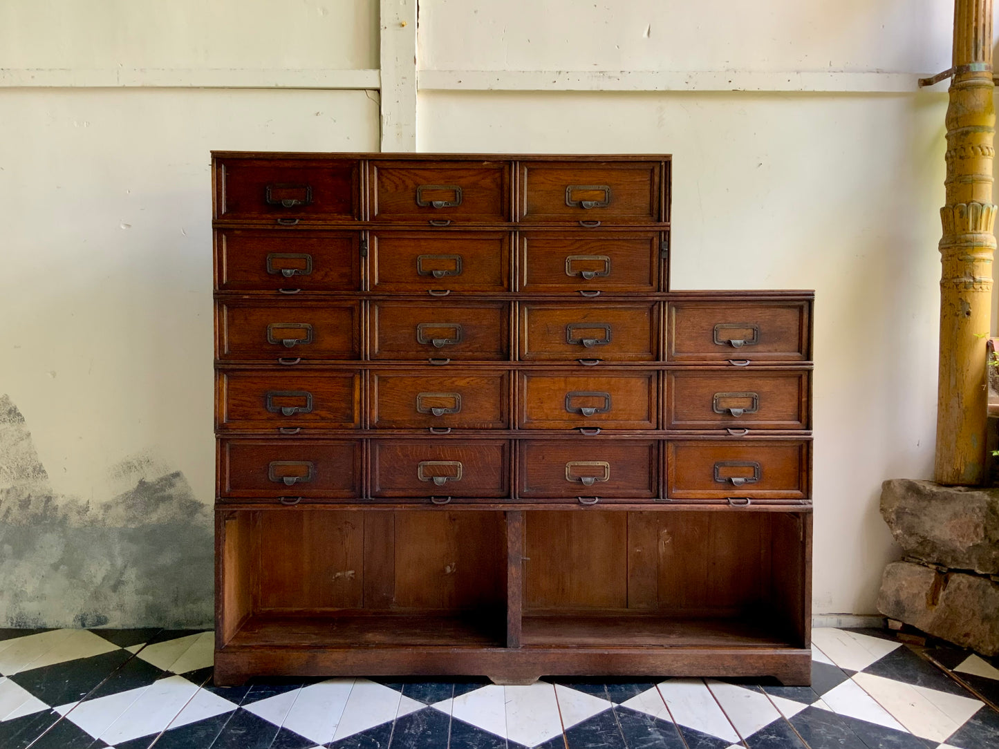 ファイリングキャビネット   by stolzenberg