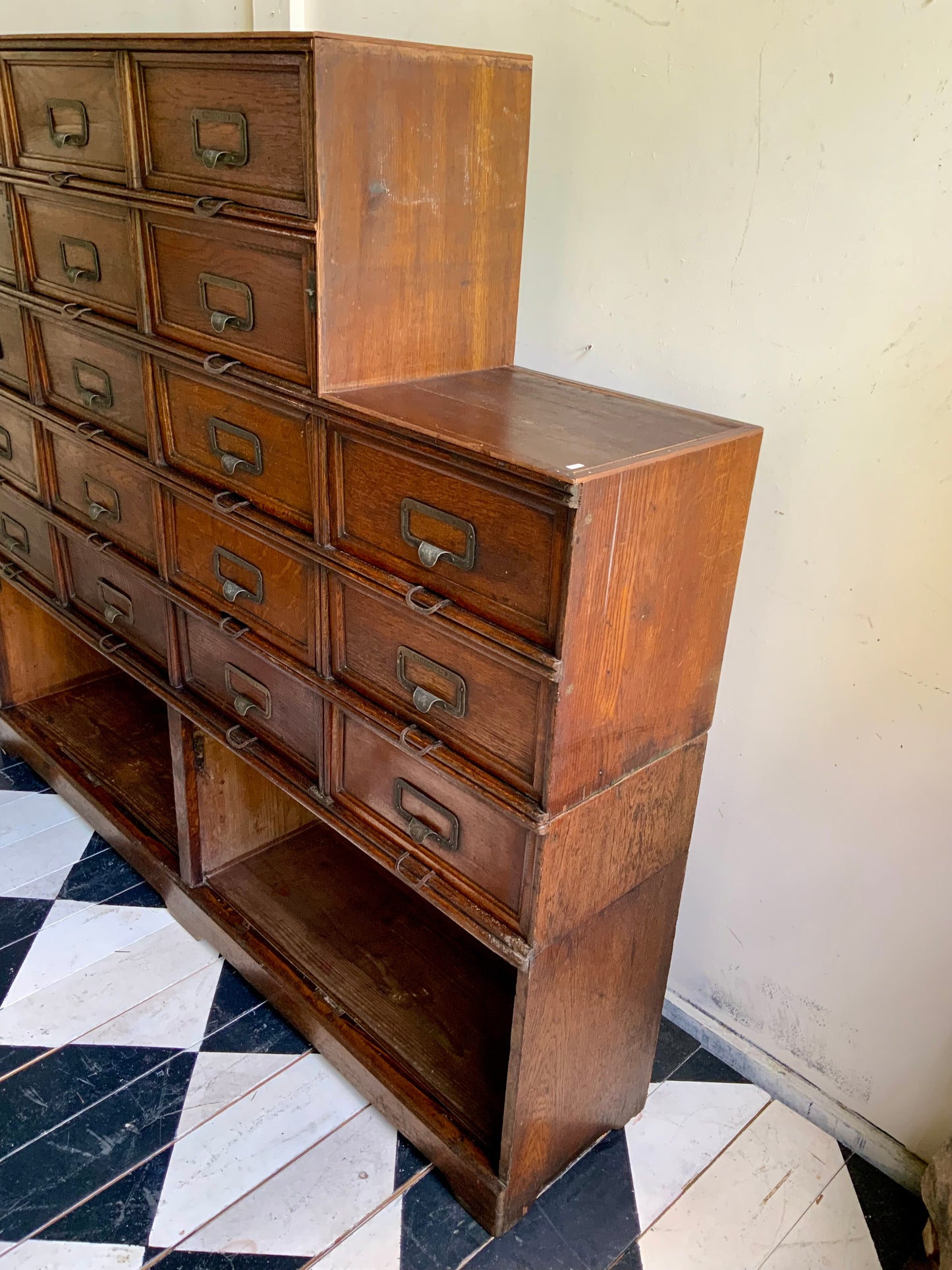 ファイリングキャビネット   by stolzenberg