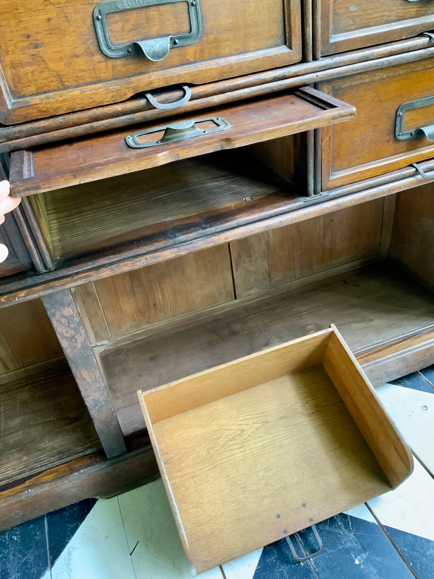 ファイリングキャビネット   by stolzenberg