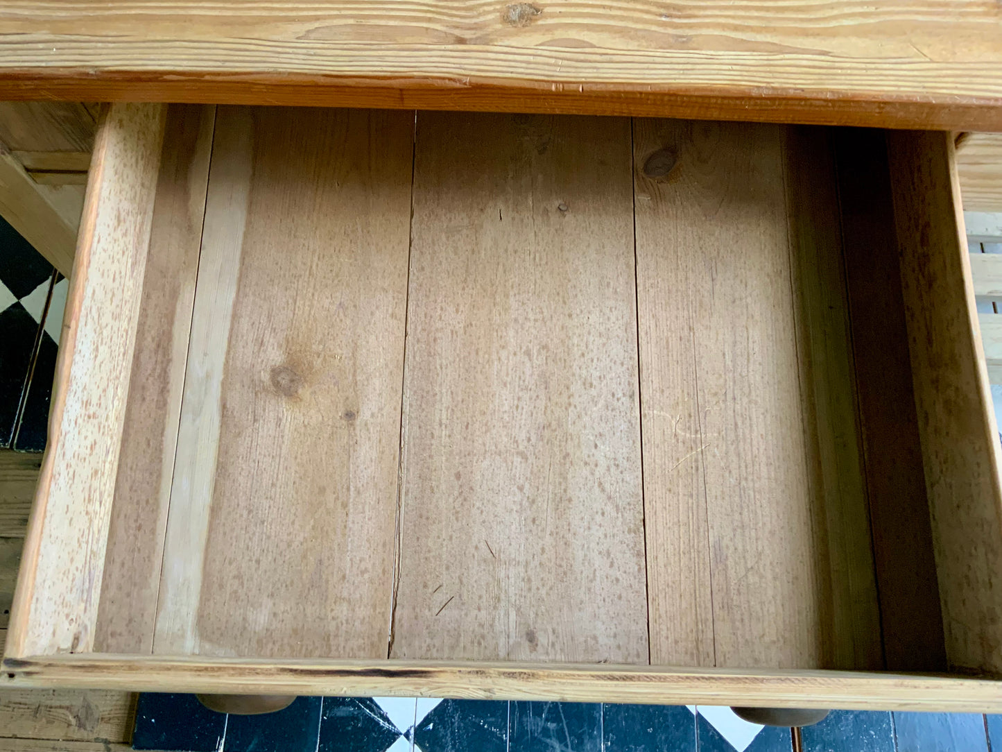 オールドパイン　キッチンテーブル